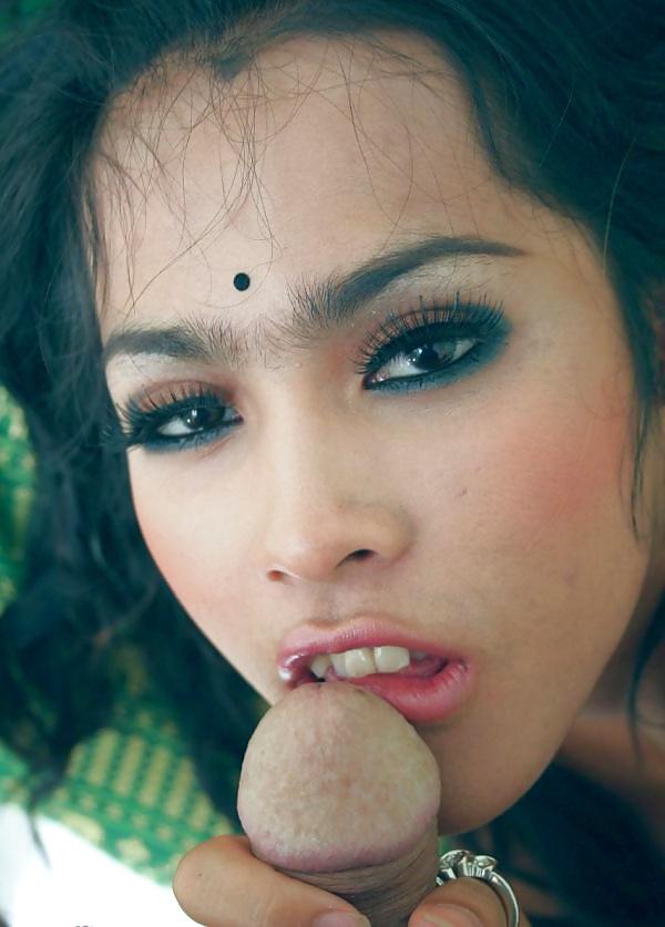 25P Ladyboy May from Pattaya