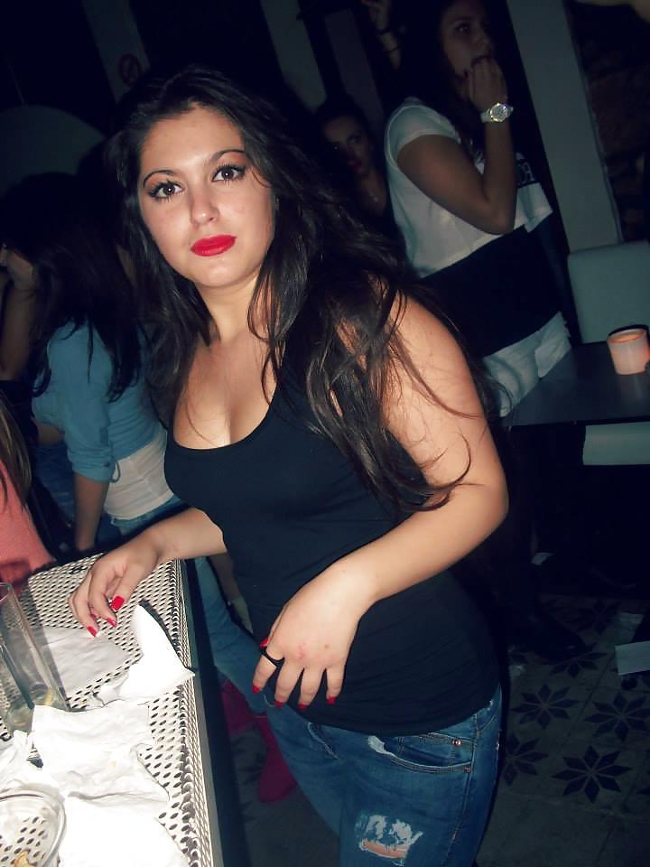 22P Turkish Aycan! How would you fuck her?