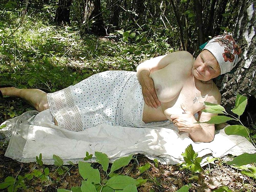 25P Mature and granny passion 19