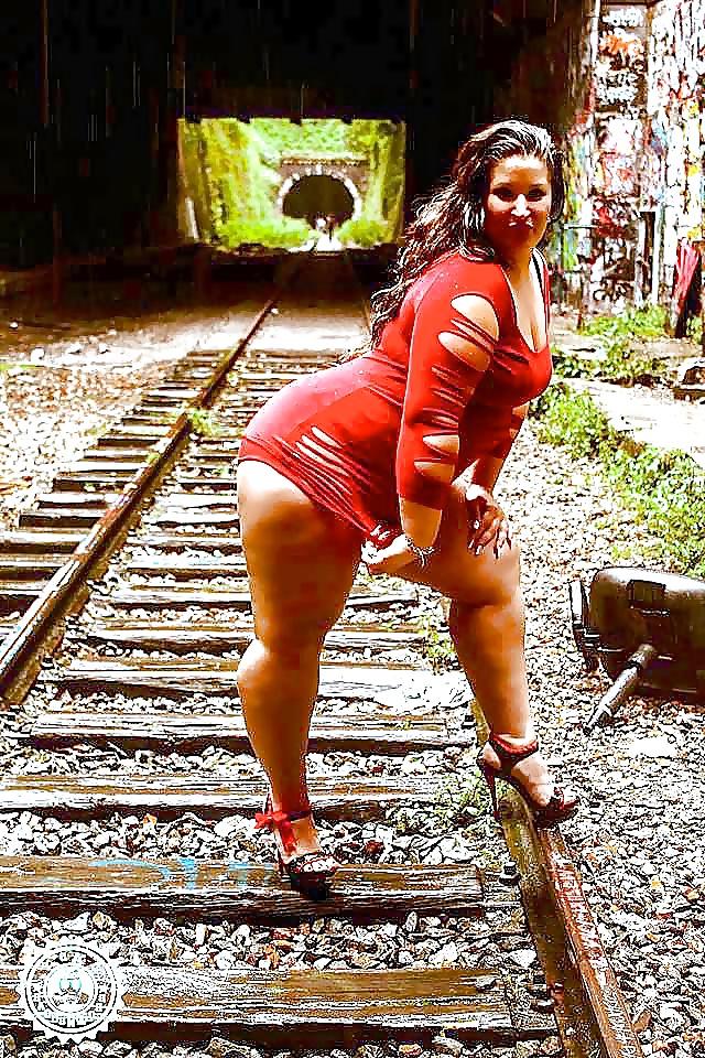 15P Ebony-Latina-Asian BBWs: League Of Extraordinary Women #31