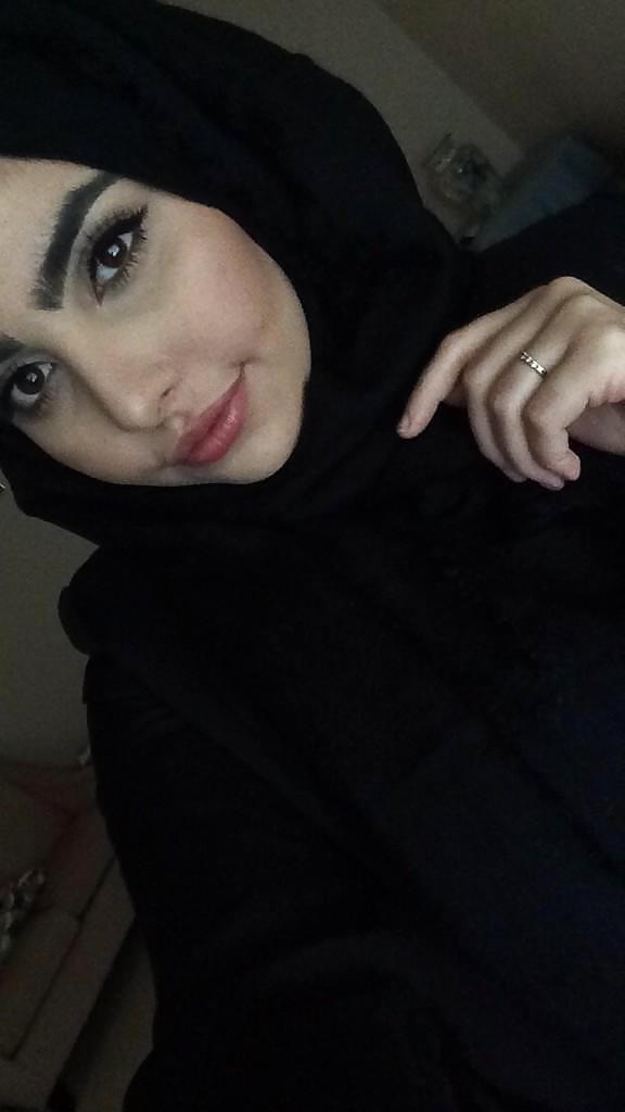 4P Iraqi Girl from Van City Selfie Slut