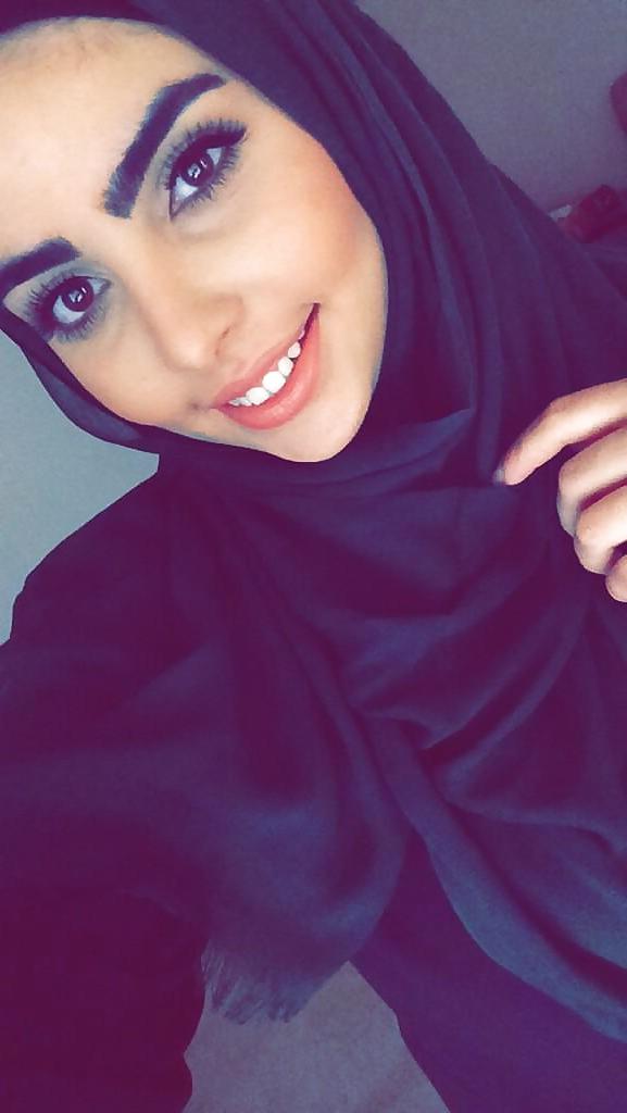 4P Iraqi Girl from Van City Selfie Slut