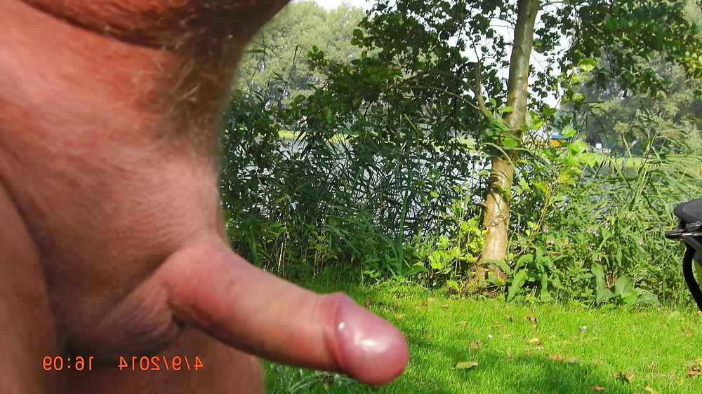 14P Nog wat foto's van mijn pik,  some new pics of my cock.
