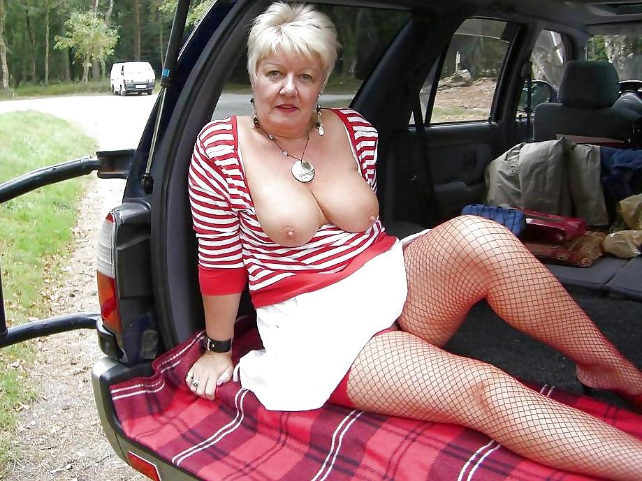 25P Grab a granny 121