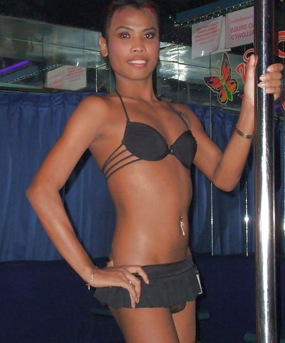 25P Pattaya Ladyboy Lek