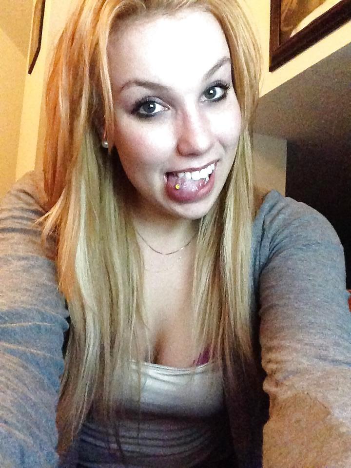 25P Random non nude babes