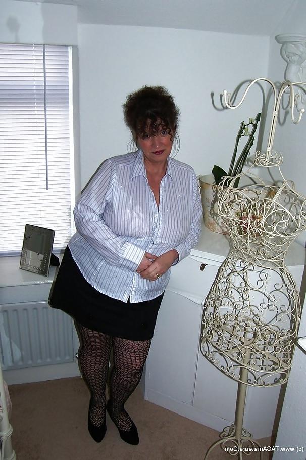 25P Mature BBW