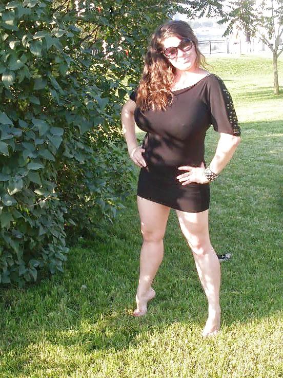 25P Curvy Beauties 77 Clothed Edition