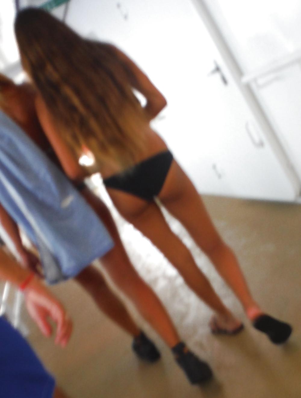 25P Cute Italian teen butt & ass at bikini pool 
