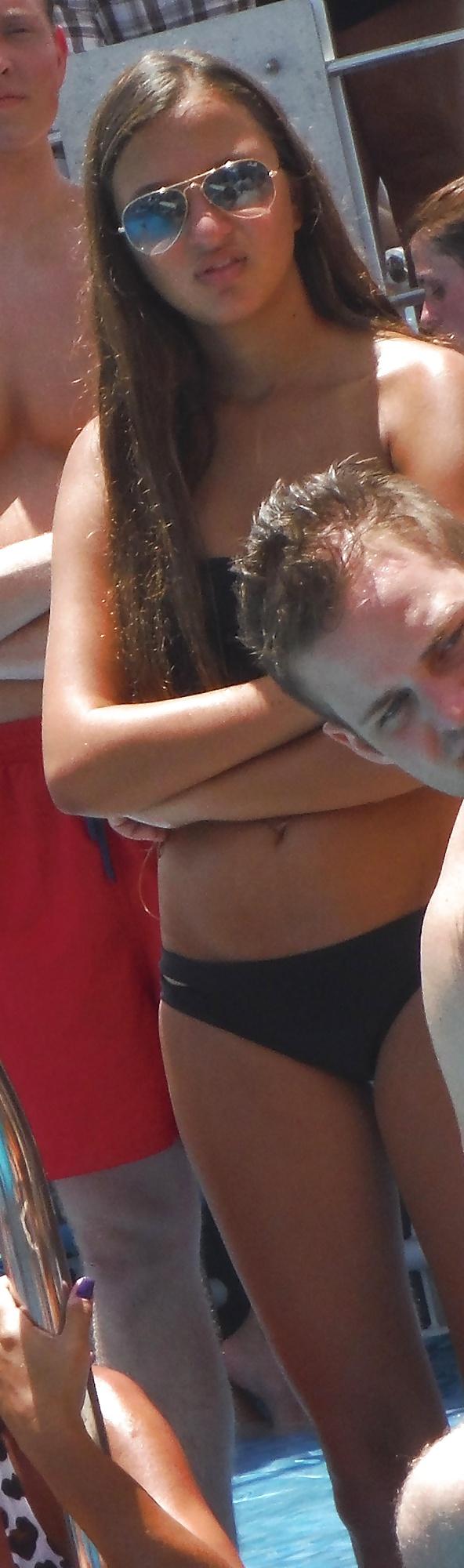 25P Cute Italian teen butt & ass at bikini pool 
