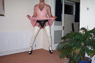 6P A rubber sissy slut