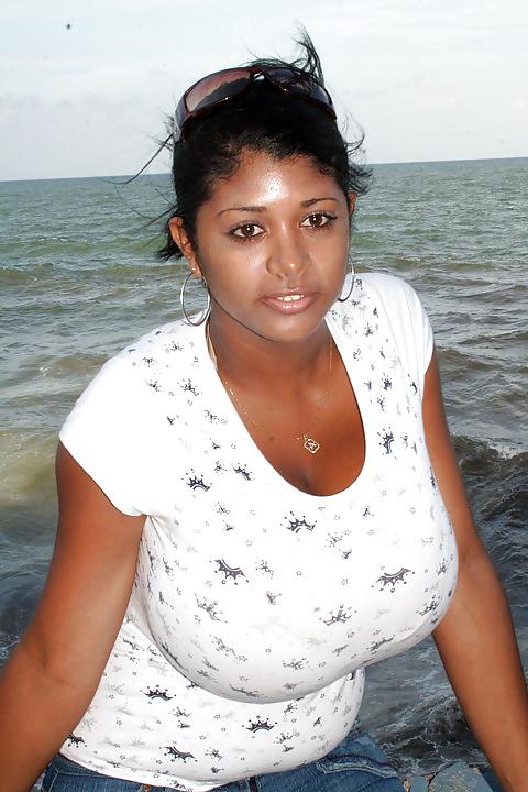 24P Vacation horny people4