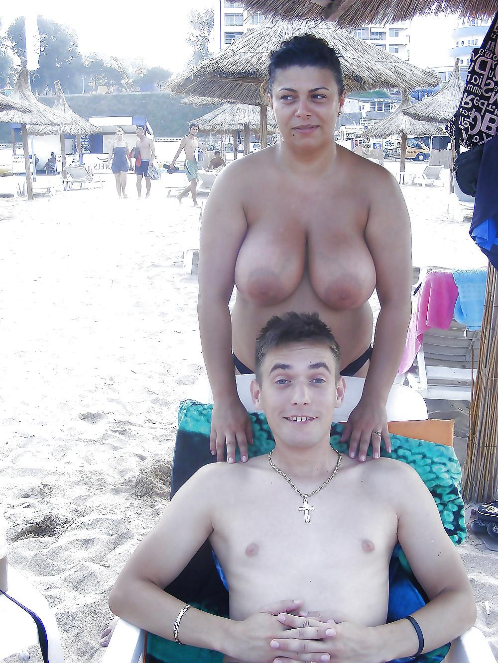 24P Vacation horny people4