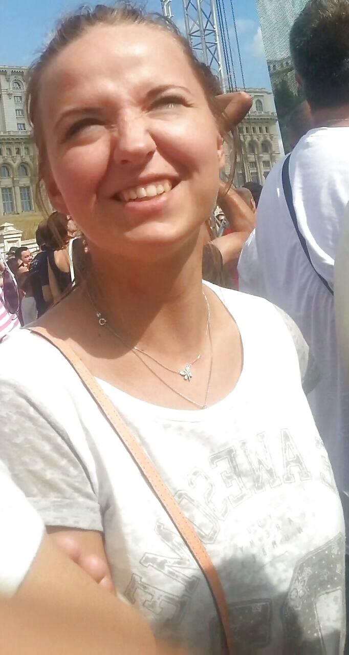 25P Spy sexy teens face romanian