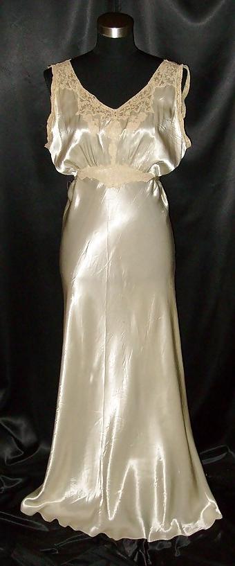 25P Vintage Lingerie 