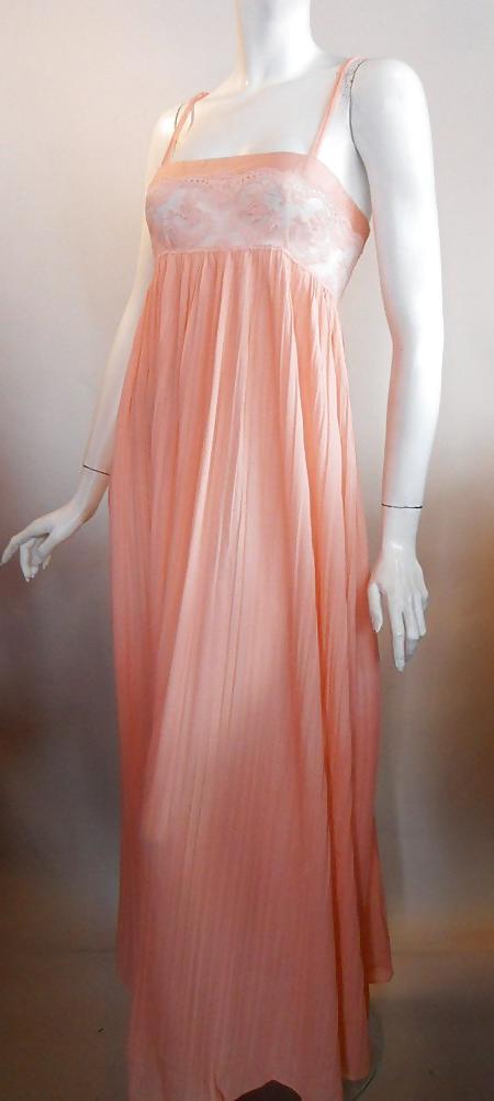 25P Vintage Lingerie 