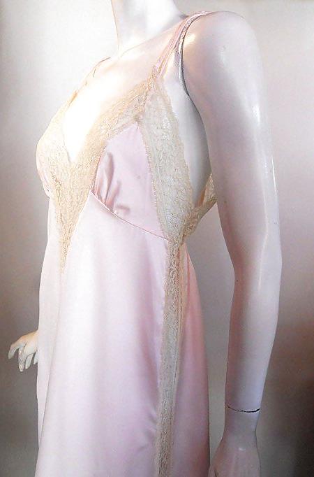 25P Vintage Lingerie 