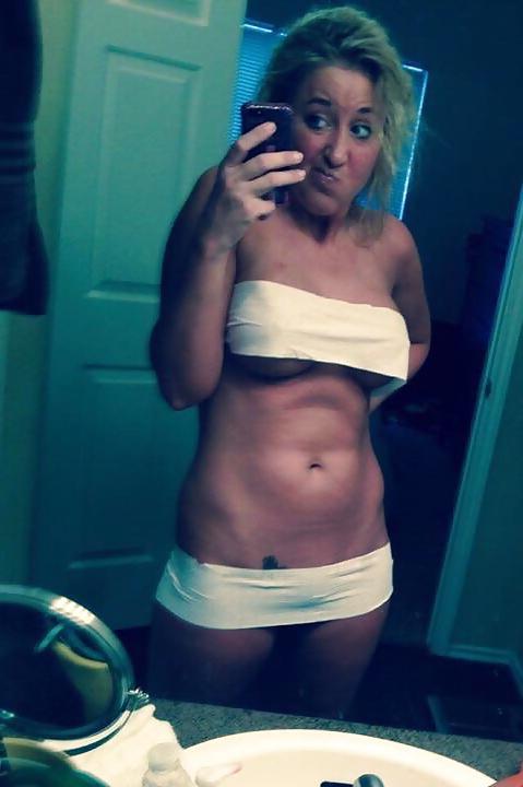 24P Butter face Annie Elizabeth (non-nude)
