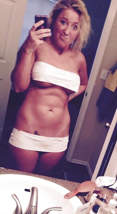 24P Butter face Annie Elizabeth (non-nude)