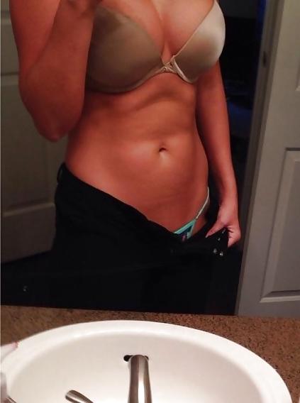 24P Butter face Annie Elizabeth (non-nude)