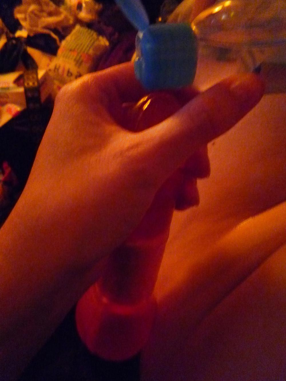 23P Meine ex schiebt sich den vibrator rein