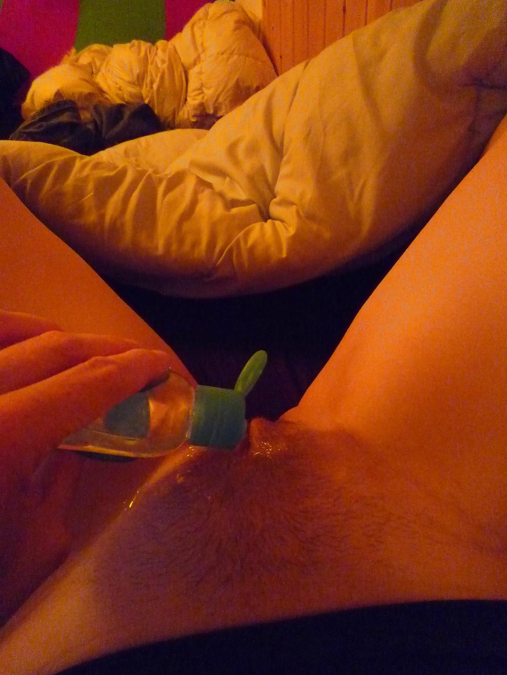 23P Meine ex schiebt sich den vibrator rein