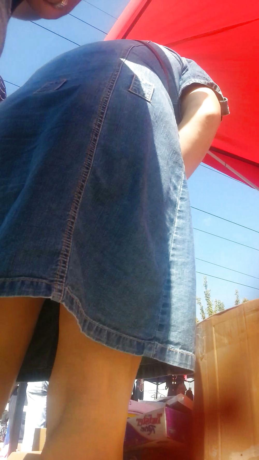 5P Spy sexy mature upskirt romanian
