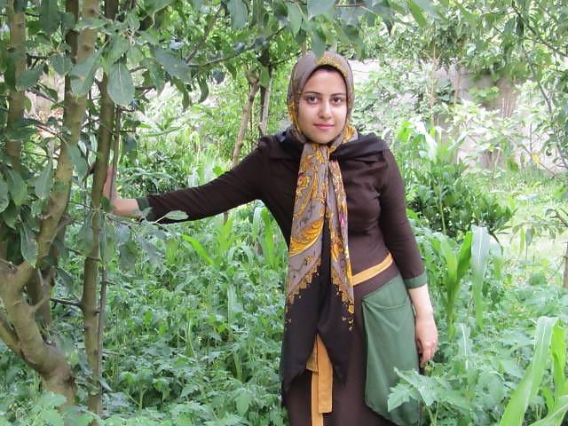 20P Persian Girls From FB 6