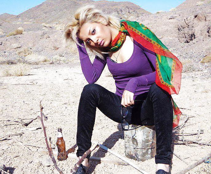 20P Persian Girls From FB 6