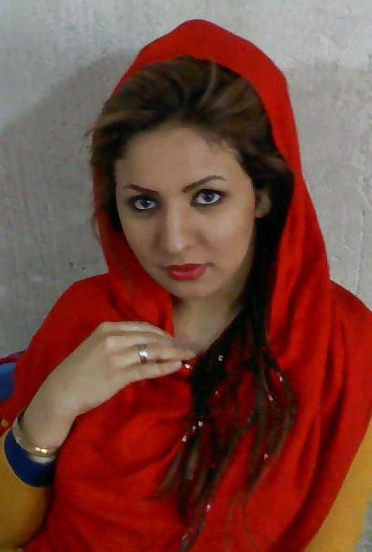 20P Persian Girls From FB 6