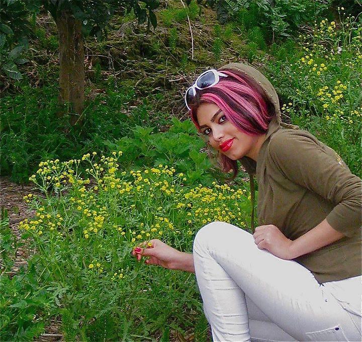 20P Persian Girls From FB 6
