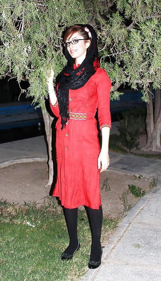 20P Persian Girls From FB 6