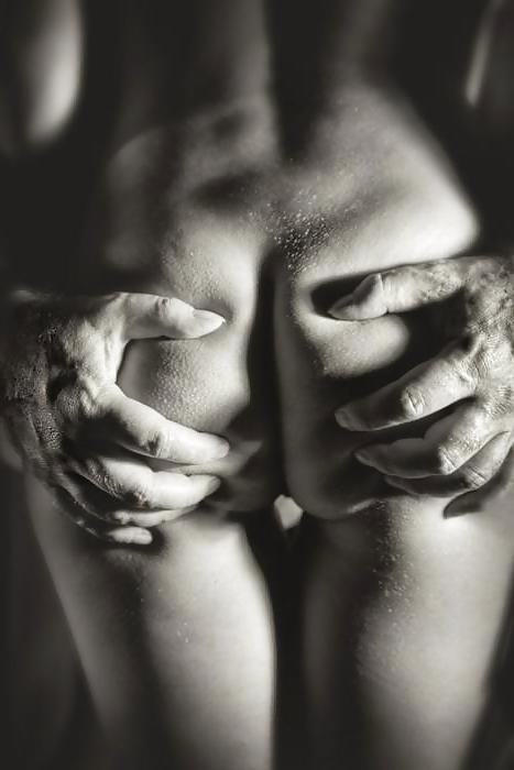 25P Perfect Storm - Beautiful Couples Holding - Softcore!