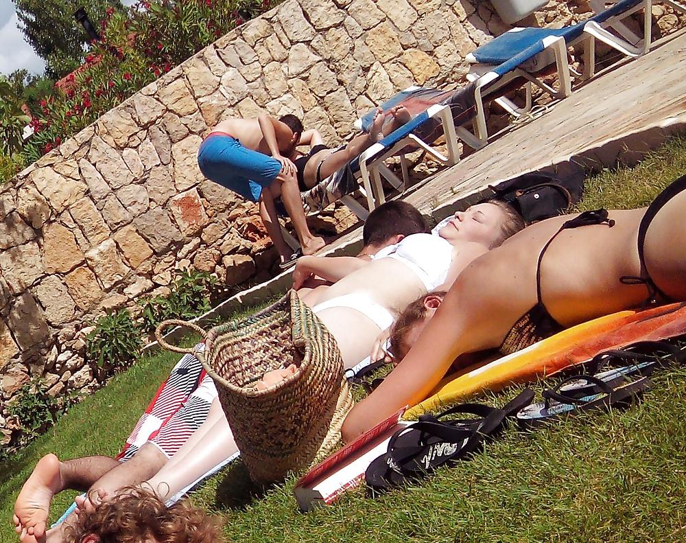 17P Pool   butt    culs