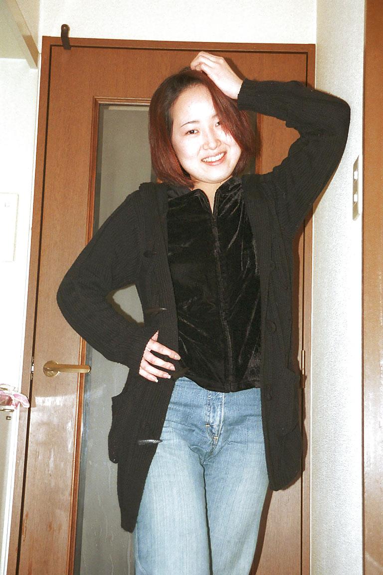 24P KAORU 23 NON-Porn