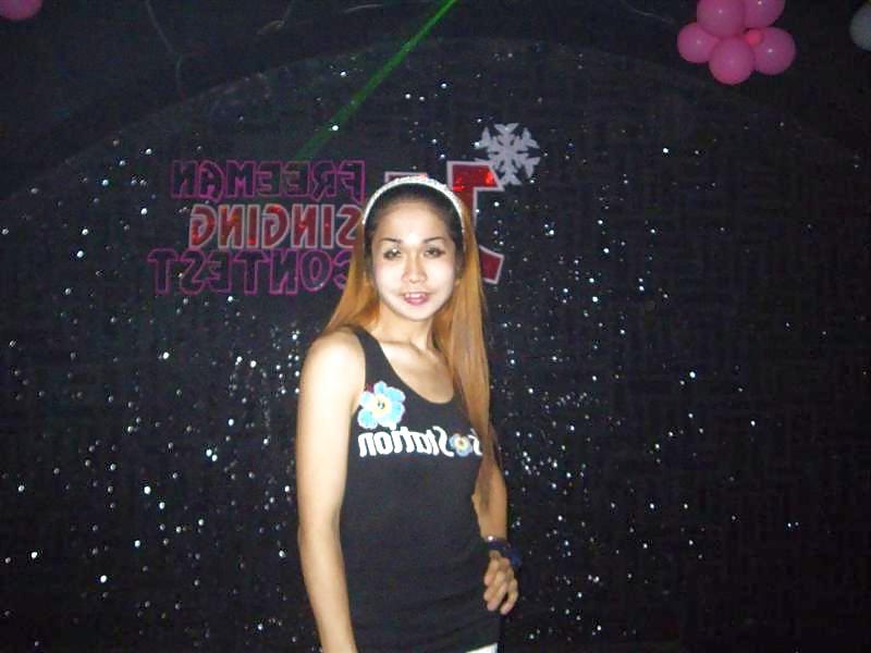 25P Pattaya Ladyboy Emma