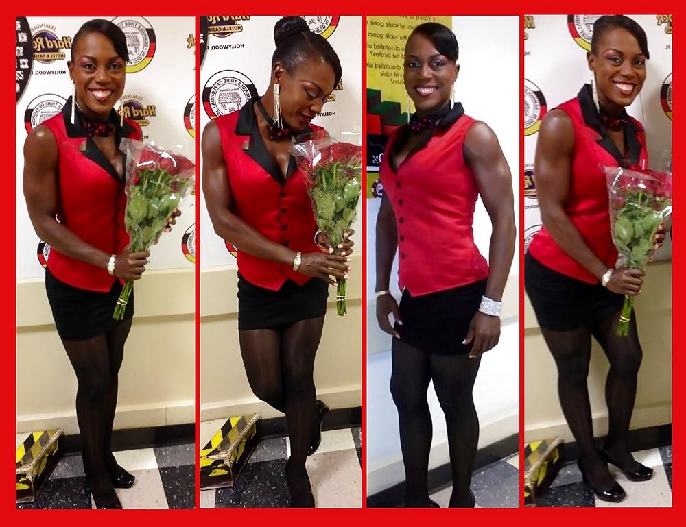 25P Ebony Mature & Divas II