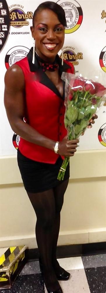 25P Ebony Mature & Divas II