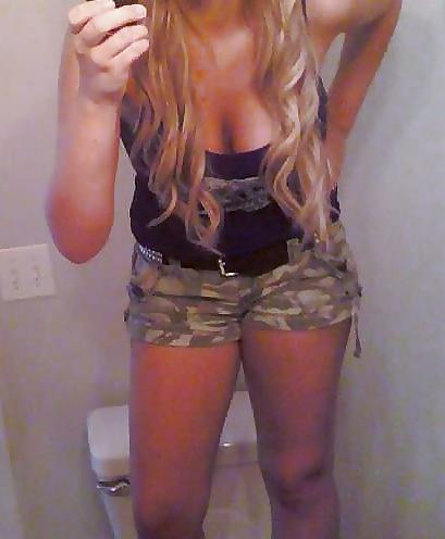 18P Whore Friends (Non Nude)