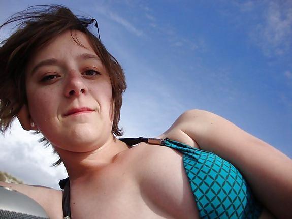 16P Amat Non Nude 01 - Elodie (Please Comment)