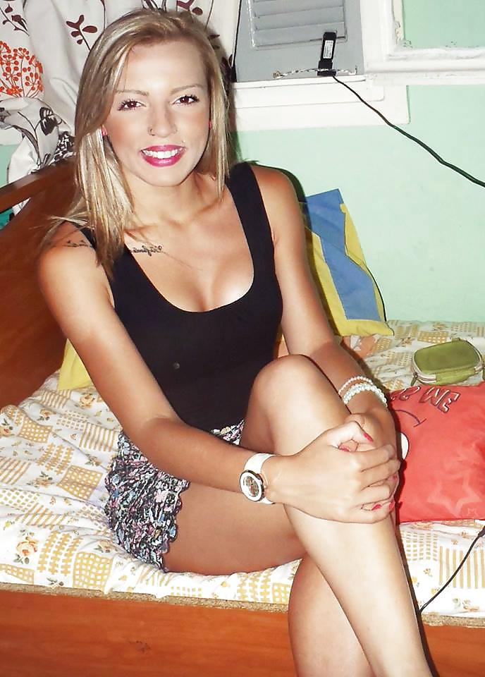 12P Matina Karakwsta - Greek Facebook Whore