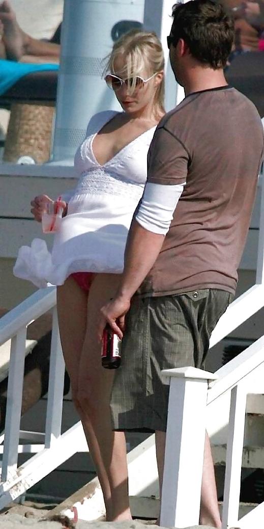 25P Upskirt VoyeuR BVR