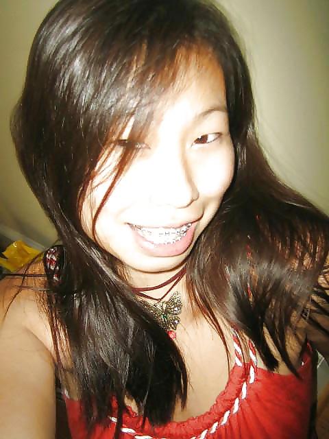9P DIRTY YOUNG ASIAN SLUTS