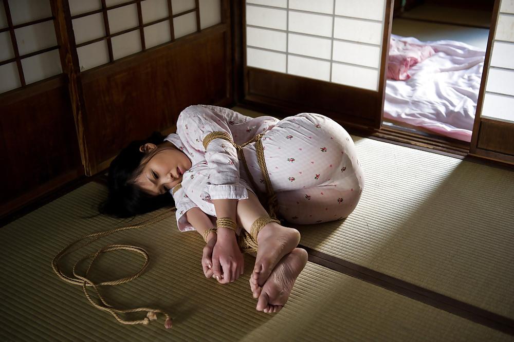 25P Shibari (U n c e n s o r e d) #3