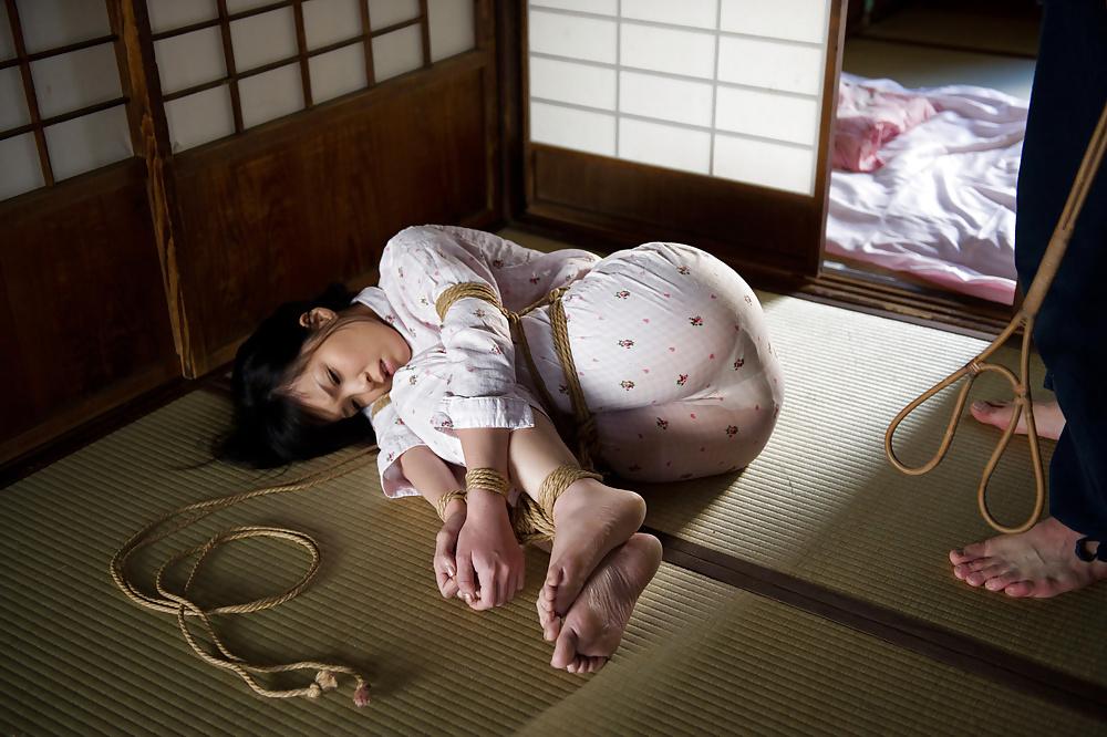 25P Shibari (U n c e n s o r e d) #3