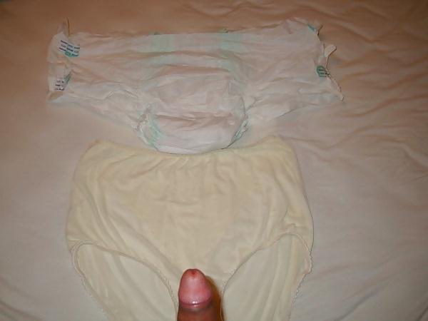 6P Grandma 91 yo supplies me with her intimate things