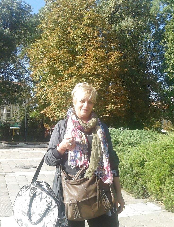23P Mariyana Yordanova mature big butt 2