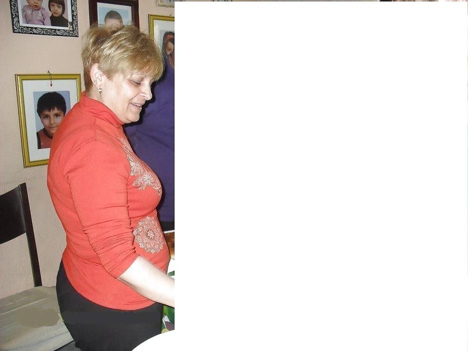 23P Mariyana Yordanova mature big butt 2