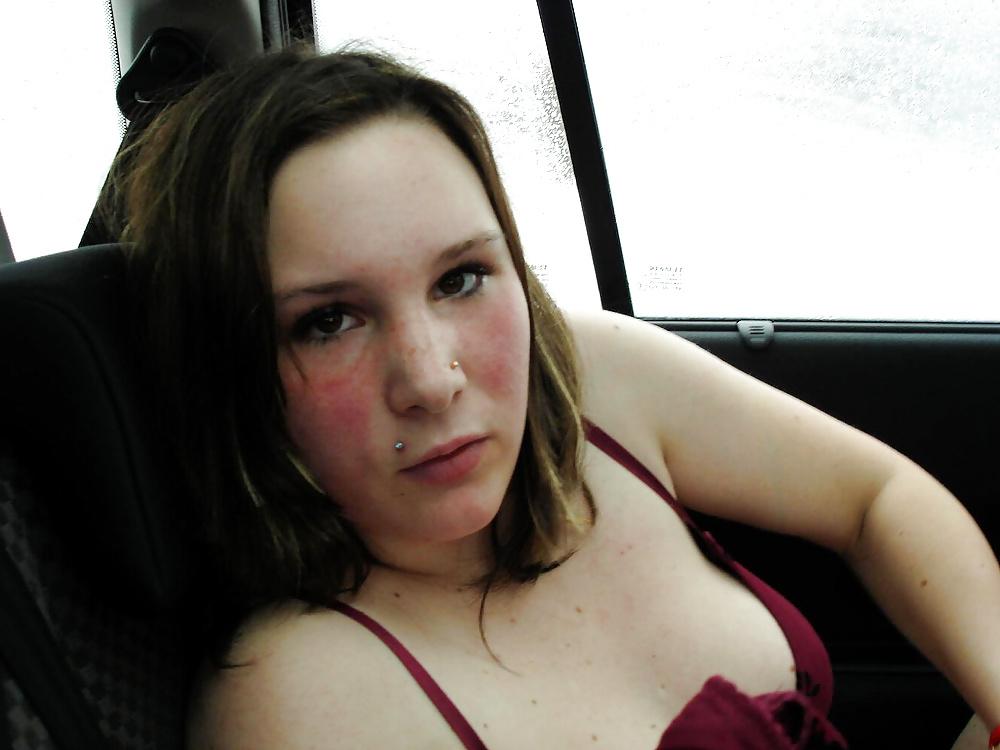 24P Bella Busty Teen Wank Slut
