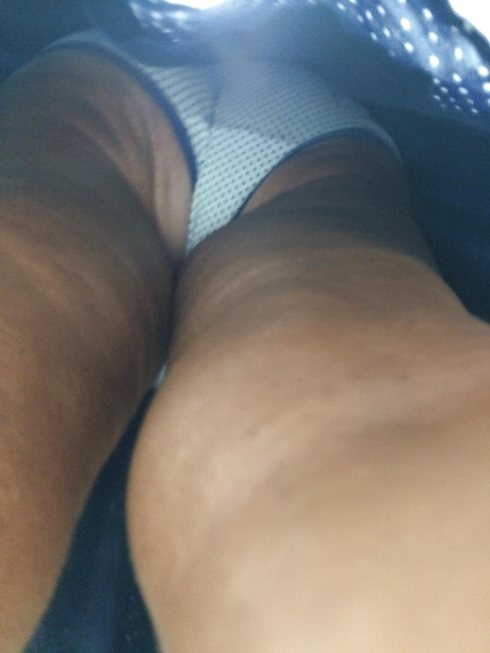 25P Granny Upskirts